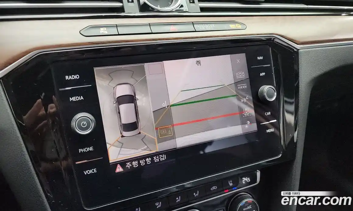 Volkswagen Passat 2018 2.0 Автомат в Москве № 199311, фото 15