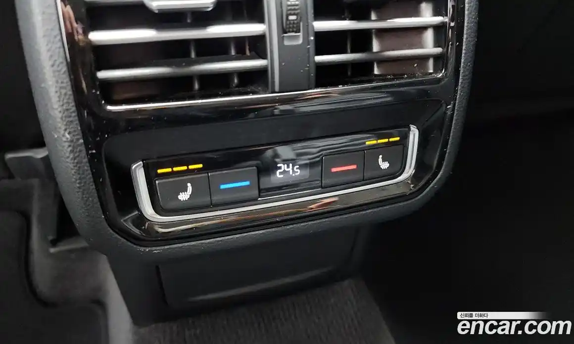 Volkswagen Passat 2018 2.0 Автомат в Москве № 199311, фото 19