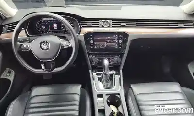 Volkswagen Passat 2018 2.0 Автомат в Москве № 199311, миниатюра 7