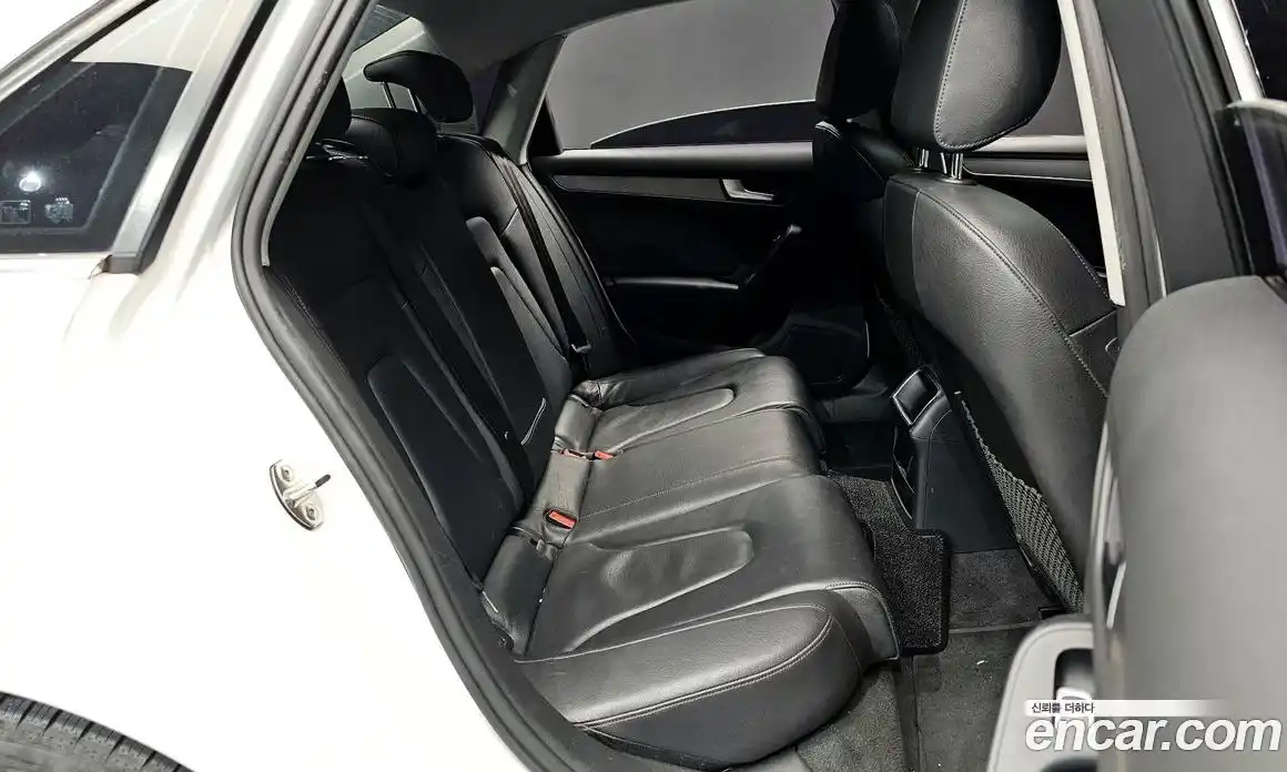 Audi A4 2015 2.0 Автомат в Москве № 210631, фото 12