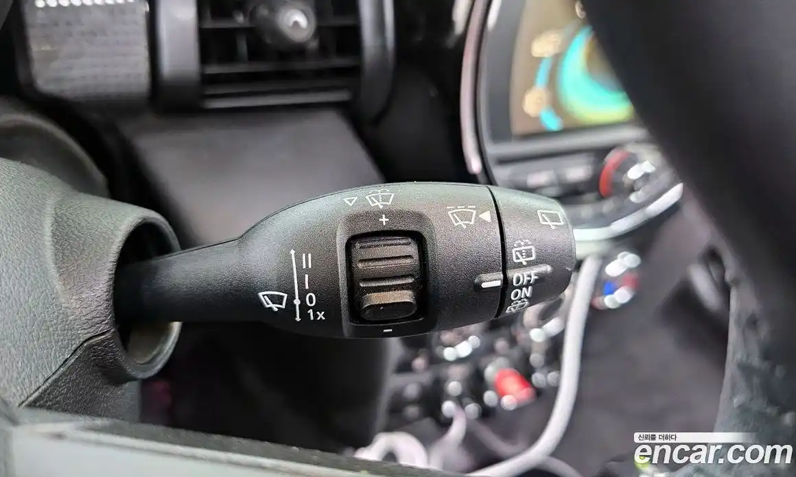 Mini Cooper 2015 1.5 Автомат в Москве № 214383, фото 17