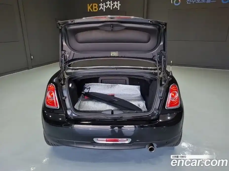 Mini Roadster 2014 1.6 Автомат в Москве № 228486, фото 16