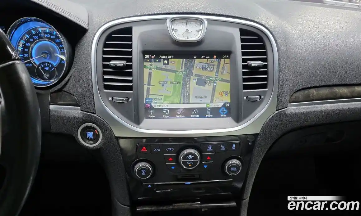 Chrysler 300C 2012 3.6 Автомат в Москве № 256773, фото 14