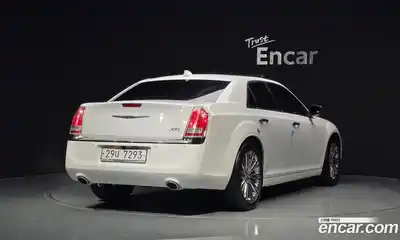Chrysler 300C 2012 3.6 Автомат в Москве № 256773, миниатюра 2