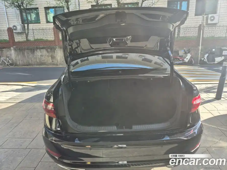 Volkswagen Jetta 2021 1.4 Автомат в Москве № 472458, фото 16