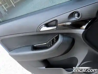 Chevrolet Orlando 2015 2.0 Автомат в Москве № 533082, миниатюра 11