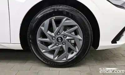 Hyundai Avante 2026 1.6 Автомат в Москве № 582283, миниатюра 5