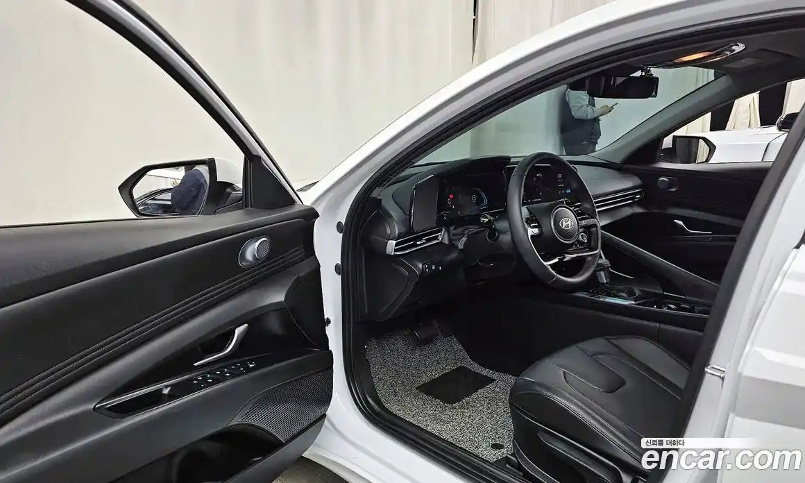 Hyundai Avante 2026 1.6 Автомат в Москве № 582283, фото 10