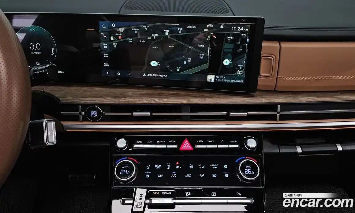 Hyundai Santa Fe 2025 1.6 Автомат в Москве № 582328, фото 14