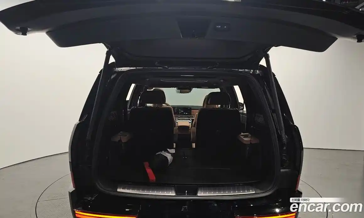 Hyundai Santa Fe 2025 1.6 Автомат в Москве № 582328, фото 20