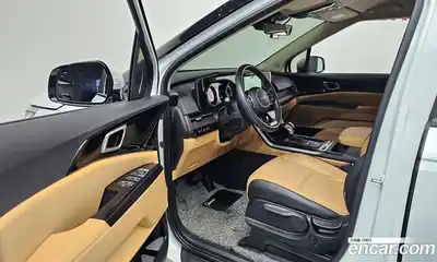 Kia Canival 2023 2.2 Автомат в Москве № 582447, миниатюра 11