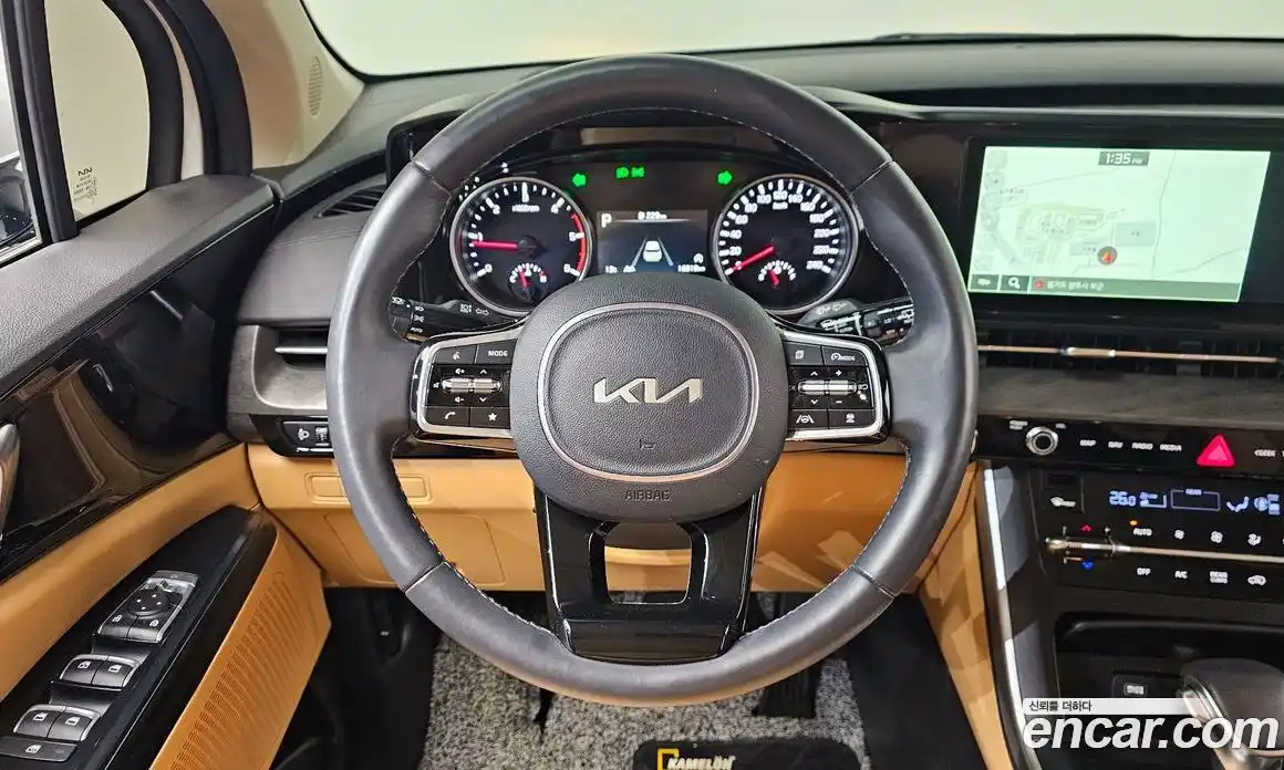 Kia Canival 2023 2.2 Автомат в Москве № 582447, фото 13