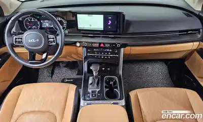 Kia Canival 2023 2.2 Автомат в Москве № 582447, миниатюра 7