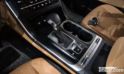 Kia Canival 2023 2.2 Автомат в Москве № 582447, миниатюра 9