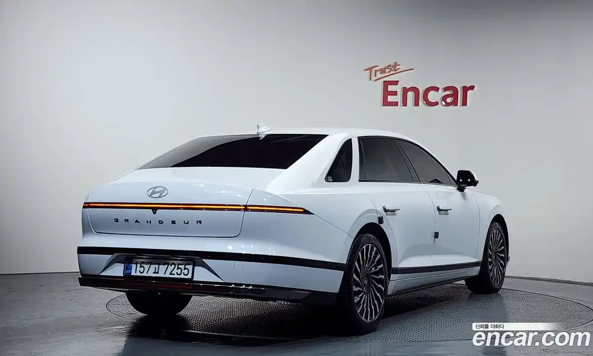 Hyundai Grandeur 2025 1.6 Автомат в Москве № 582519, фото 1