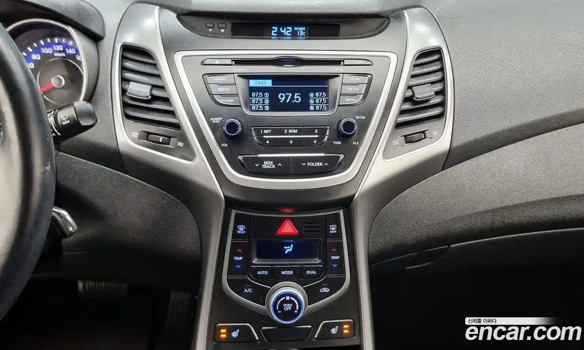 Hyundai Avante 2014 1.6 Автомат в Москве № 582598, фото 15