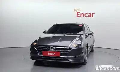 Hyundai Sonata 2022 2.0 Автомат в Москве № 582668, миниатюра 3