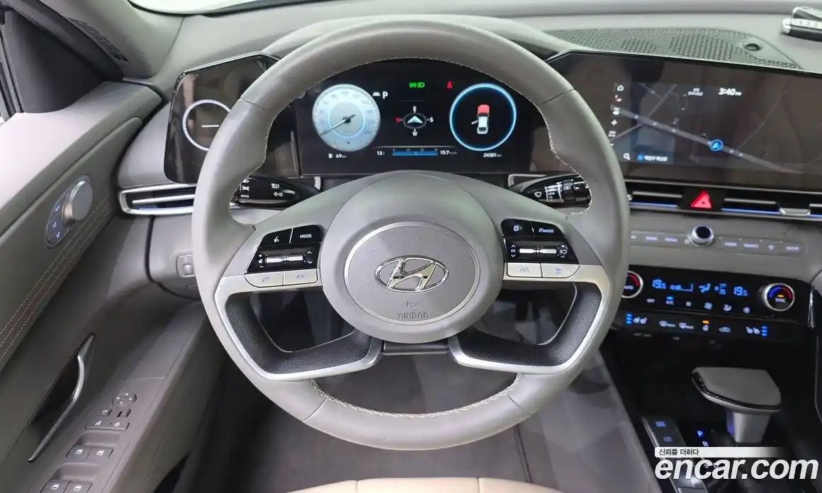 Hyundai Avante 2023 1.6 Автомат в Москве № 582698, фото 14