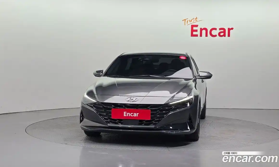 Hyundai Avante 2023 1.6 Автомат в Москве № 582698, фото 3