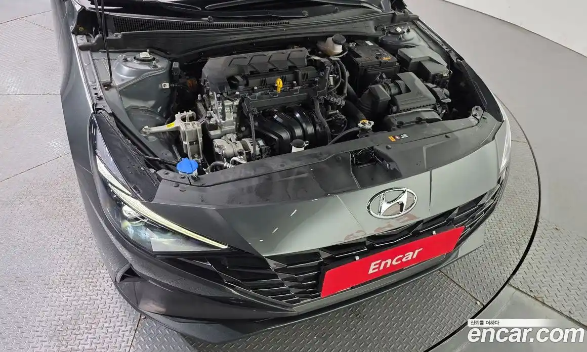 Hyundai Avante 2023 1.6 Автомат в Москве № 582698, фото 6