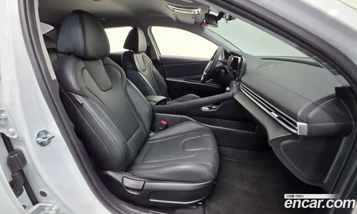 Hyundai Avante 2025 1.6 Автомат в Москве № 582783, фото 10