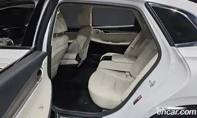 Hyundai Grandeur 2022 2.5 Автомат в Москве № 582840, миниатюра 11