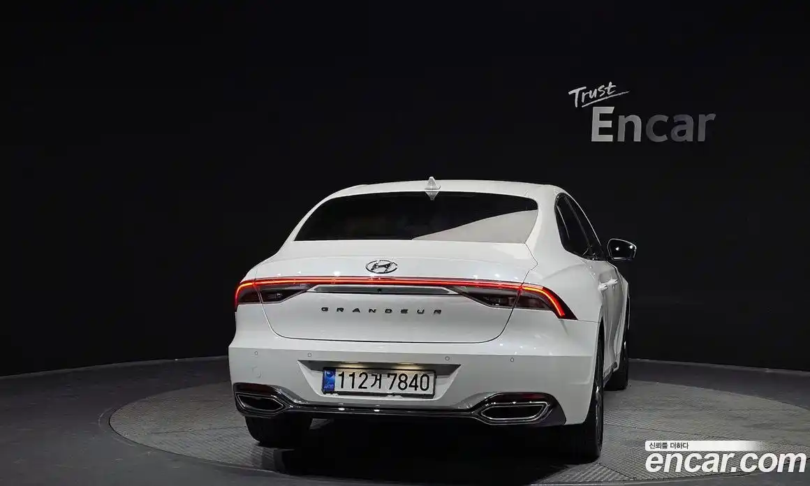 Hyundai Grandeur 2022 2.5 Автомат в Москве № 582840, фото 4