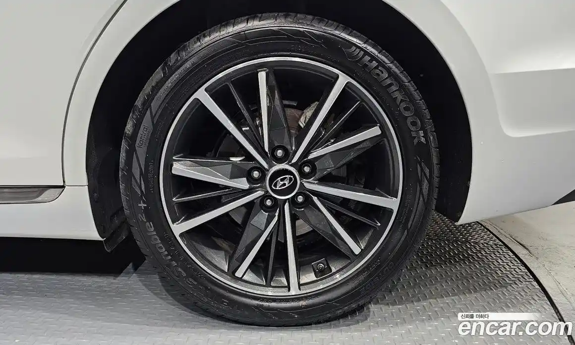 Hyundai Grandeur 2022 2.5 Автомат в Москве № 582840, фото 5