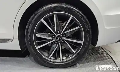 Hyundai Grandeur 2022 2.5 Автомат в Москве № 582840, миниатюра 5