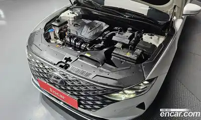 Hyundai Grandeur 2022 2.5 Автомат в Москве № 582840, миниатюра 6