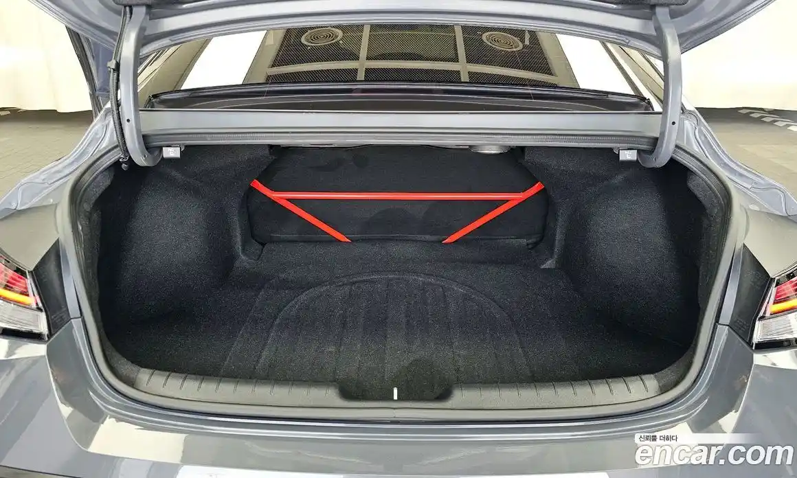 Hyundai Avante 2024 2.0 Автомат в Москве № 582851, фото 20