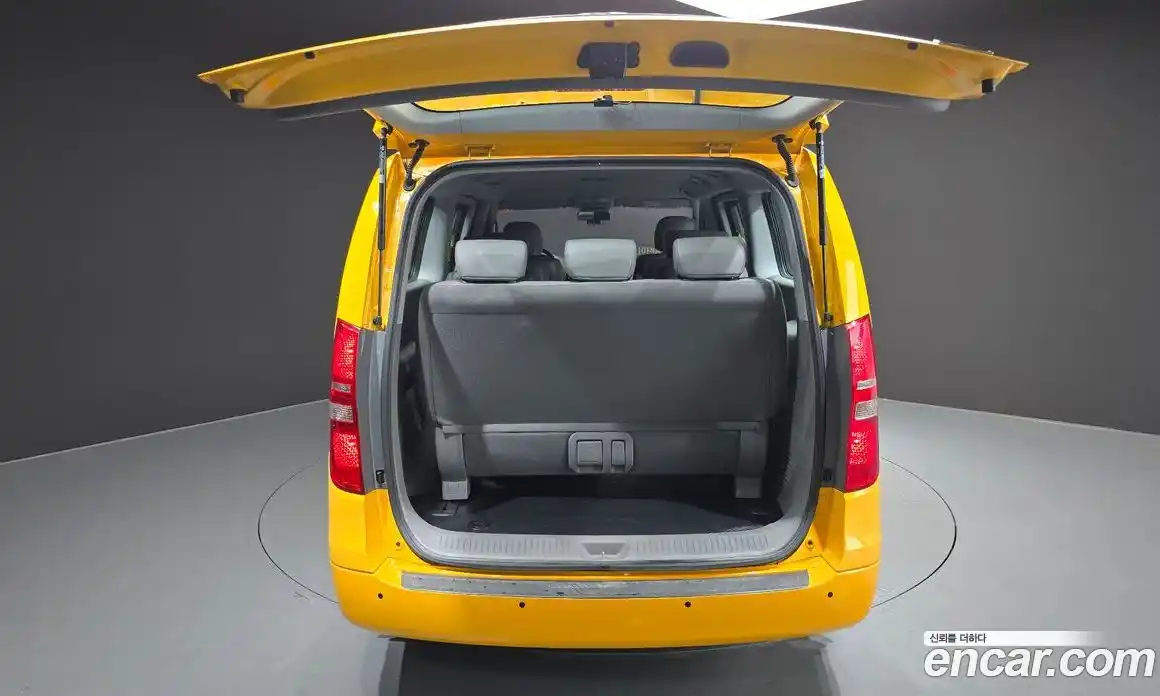 Hyundai Starex 2021 2.4 Автомат в Москве № 582927, фото 20