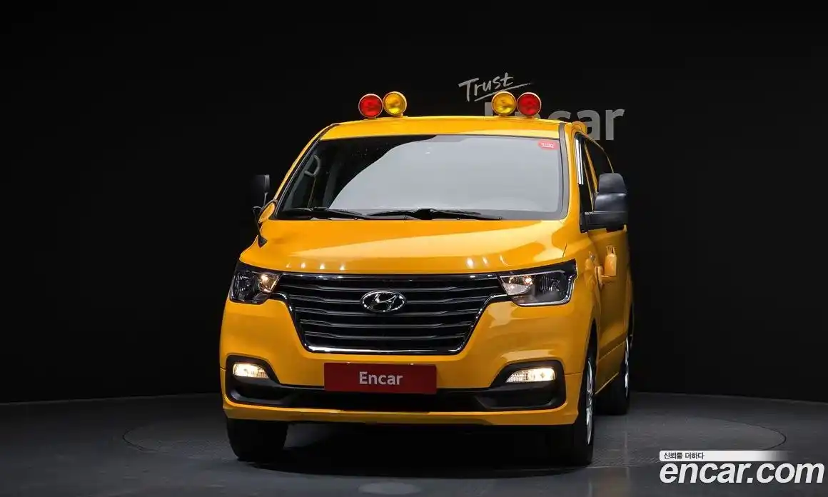 Hyundai Starex 2021 2.4 Автомат в Москве № 582927, фото 3