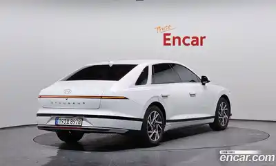 Hyundai Grandeur 2023 2.5 Автомат в Москве № 582964, миниатюра 2