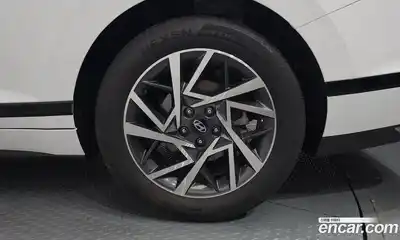 Hyundai Grandeur 2023 2.5 Автомат в Москве № 582964, миниатюра 5