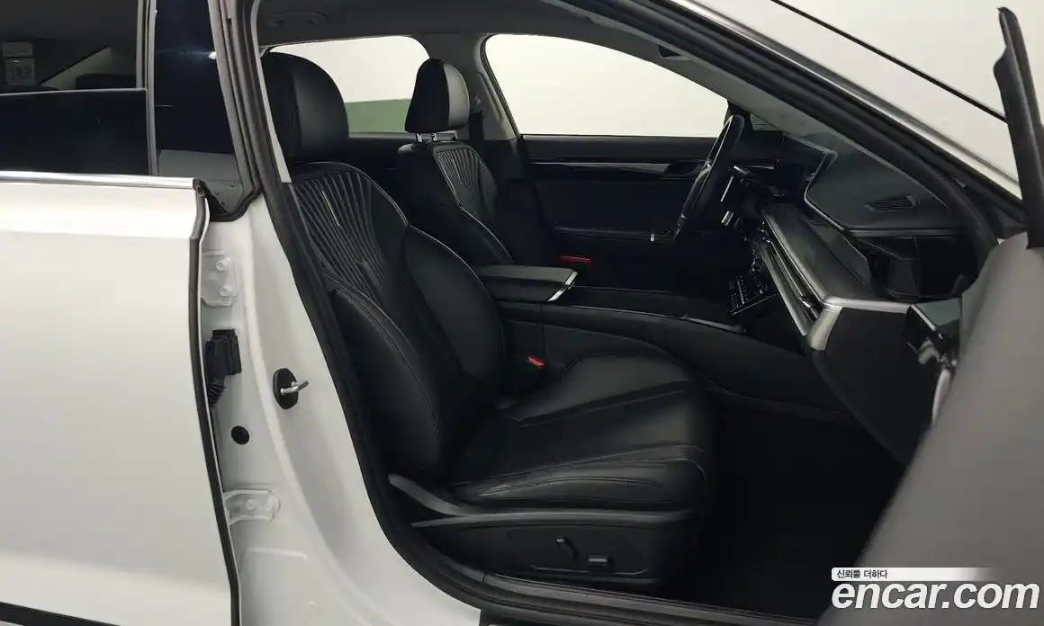 Hyundai Grandeur 2023 2.5 Автомат в Москве № 582964, фото 10