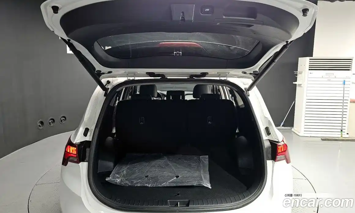 Hyundai Santa Fe 2021 2.2 Автомат в Москве № 583602, фото 20