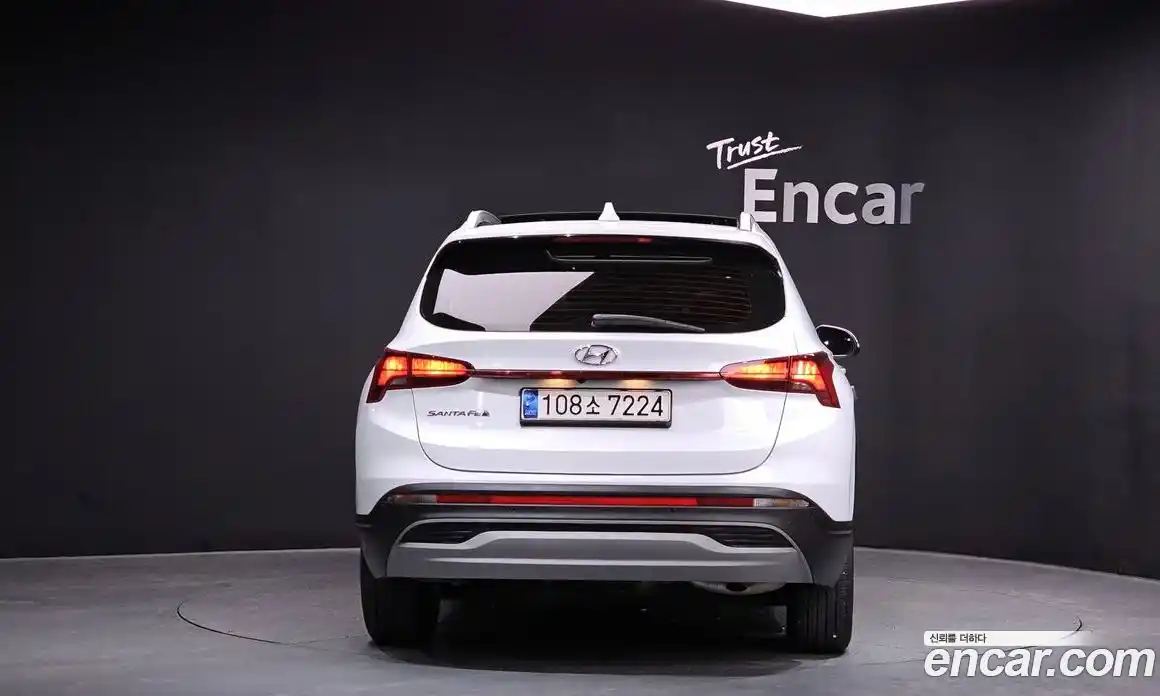 Hyundai Santa Fe 2021 2.2 Автомат в Москве № 583602, фото 4