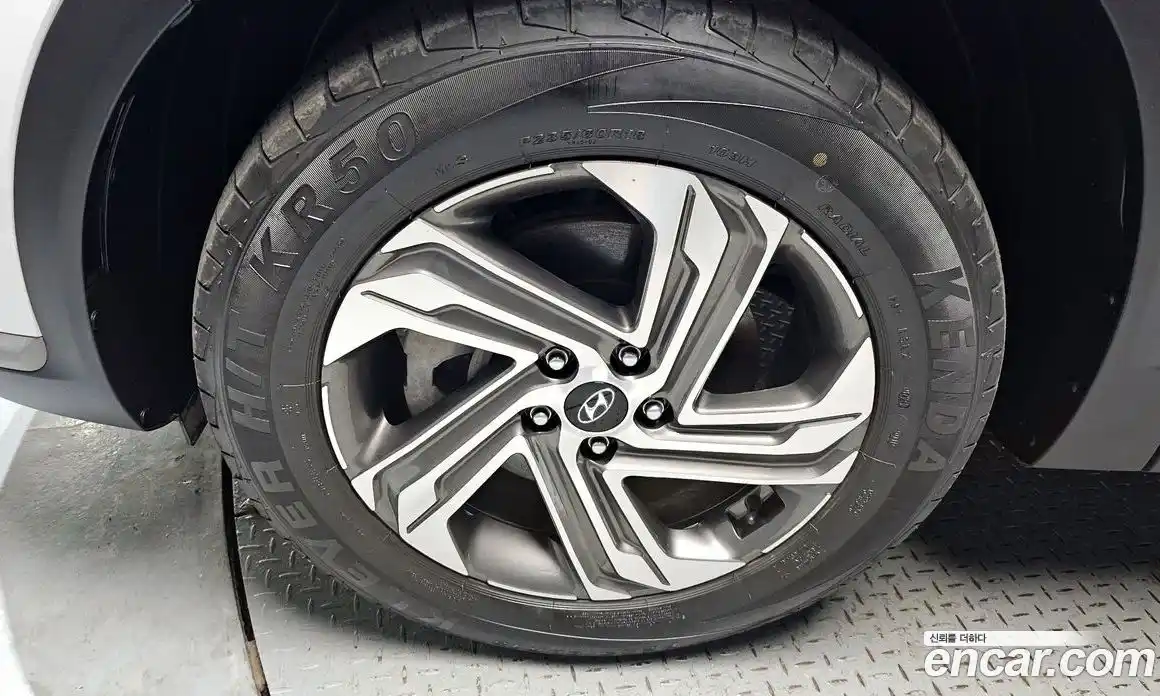 Hyundai Santa Fe 2021 2.2 Автомат в Москве № 583602, фото 5