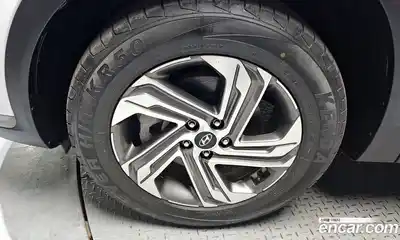 Hyundai Santa Fe 2021 2.2 Автомат в Москве № 583602, миниатюра 5