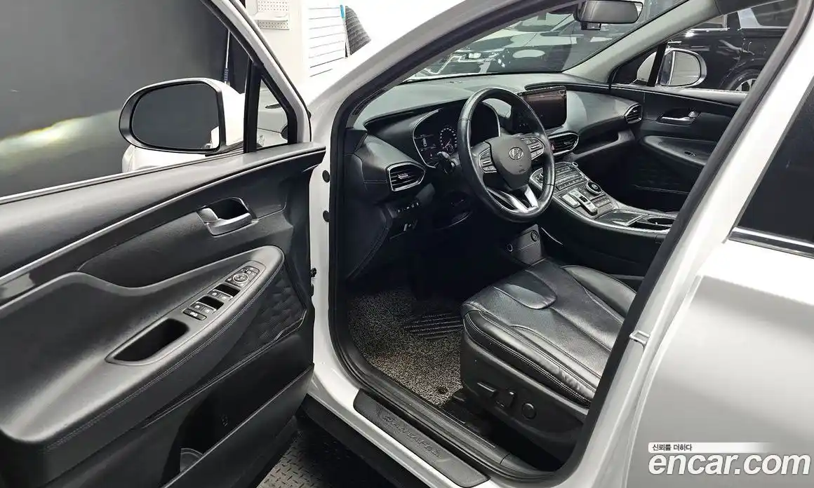 Hyundai Santa Fe 2021 2.2 Автомат в Москве № 583602, фото 10