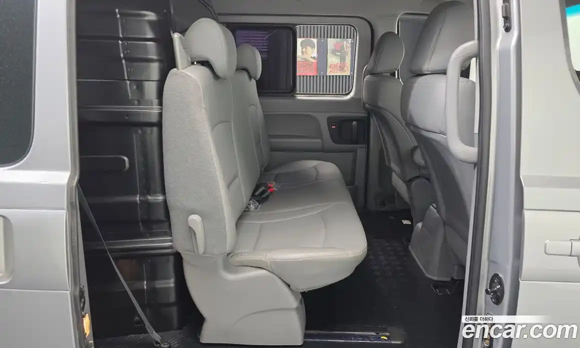 Hyundai Starex 2016 2.5 Автомат в Москве № 583603, фото 12