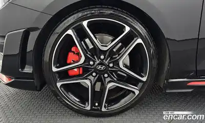 Hyundai Veloster 2021 2.0 Автомат в Москве № 583652, миниатюра 5