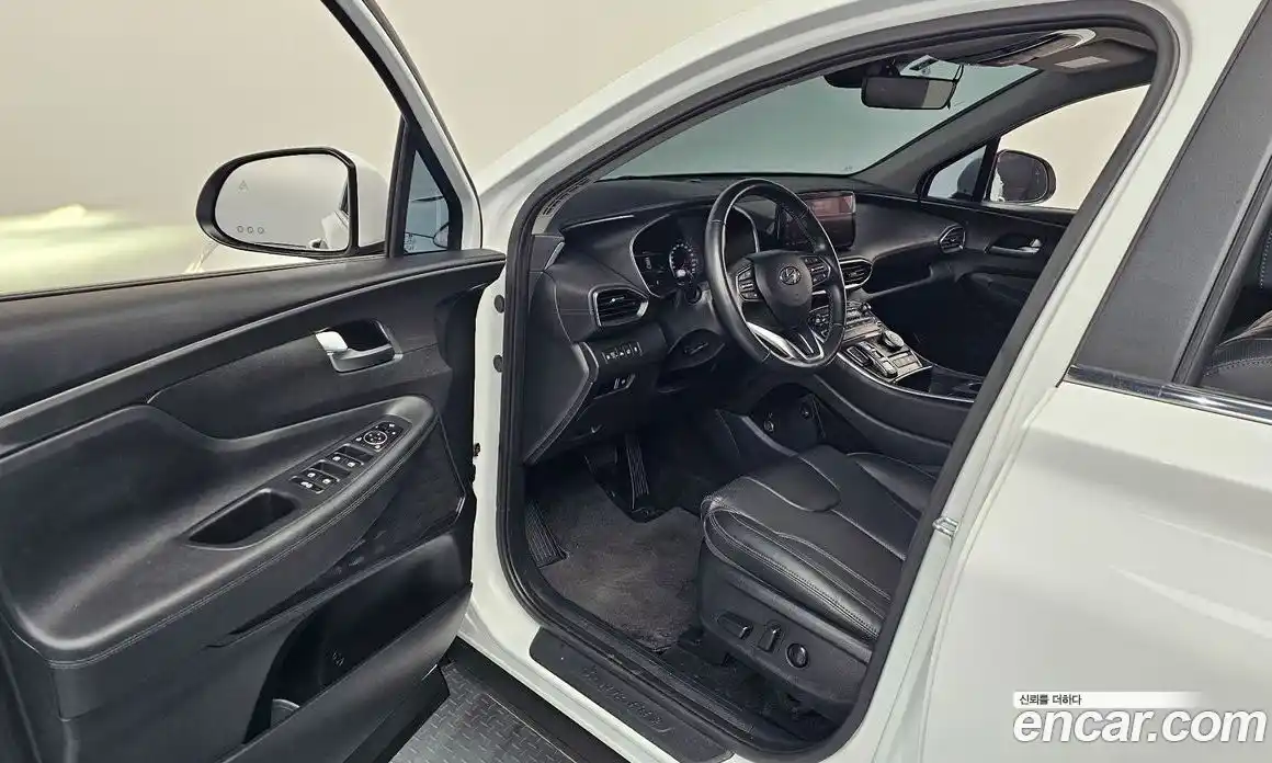 Hyundai Santa Fe 2023 2.2 Автомат в Москве № 583785, фото 10