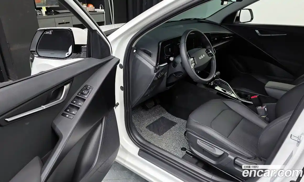 Kia Niro 2026 1.6 Автомат в Москве № 583991, фото 10