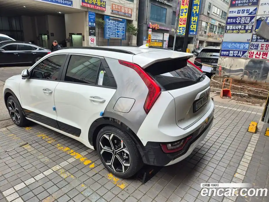 Kia Niro 2026 1.6 Автомат в Москве № 584136, фото 3