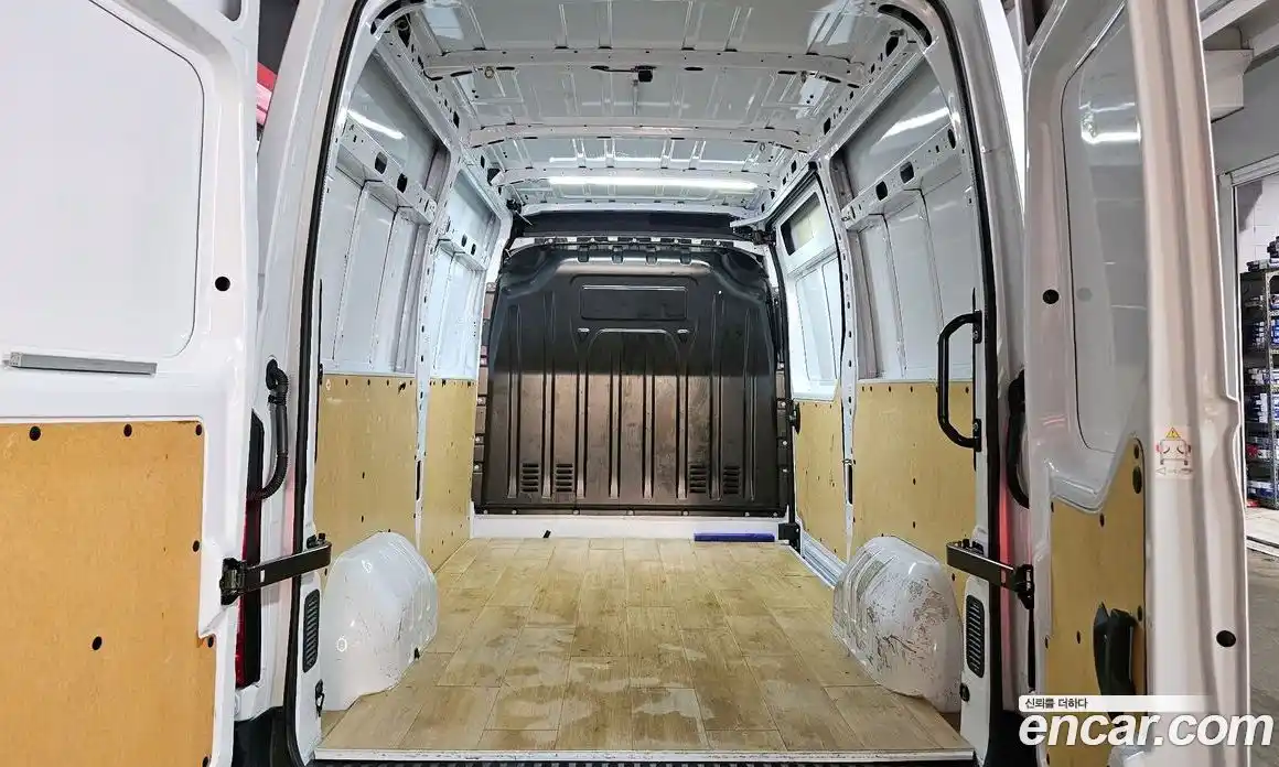 Renault Master 2022 2.3 Механическая в Москве № 584338, фото 20