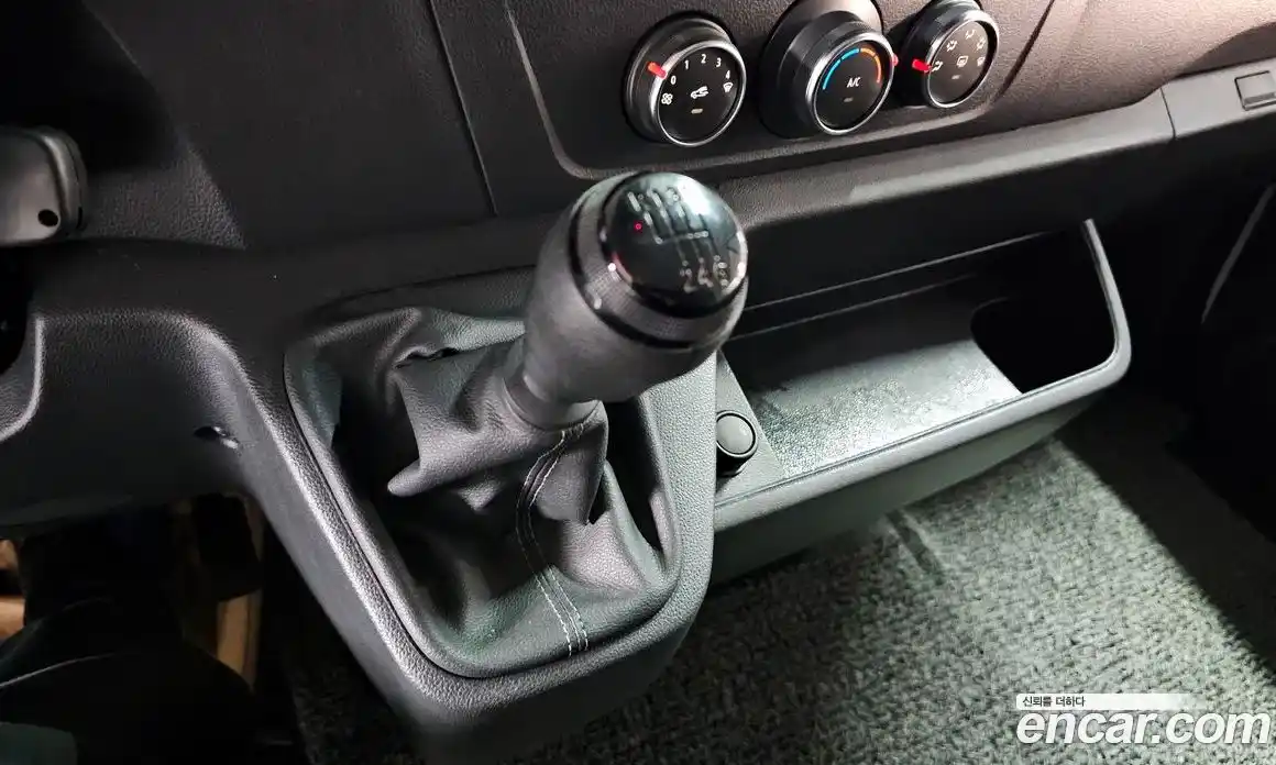 Renault Master 2022 2.3 Механическая в Москве № 584338, фото 9