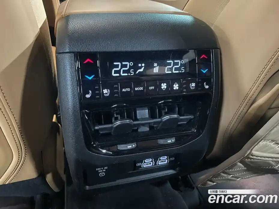 Jeep Cherokee 2021 3.6 Автомат в Москве № 584476, фото 16