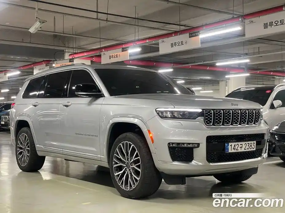 Jeep Cherokee 2021 3.6 Автомат в Москве № 584476, фото 3